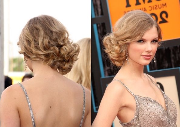 Taylor Swift Hair Tutorial Curly Side Bun Chignon Updo Hairstyles Regarding Recent Side Bun Updo Hairstyles (Photo 6 of 15)