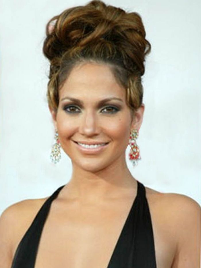 Tredy Celebrities High Updos Hairstyles For Medium Length Hair With Regard To Newest High Updo Hairstyles For Medium Hair (Photo 1 of 15)