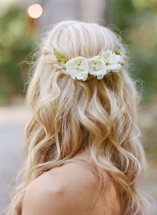 16 Stunning Half Up Half Down Wedding Hairstyles | Weddingsonline Inside Wedding Hairstyles For Long Hair Down With Flowers (View 9 of 15)