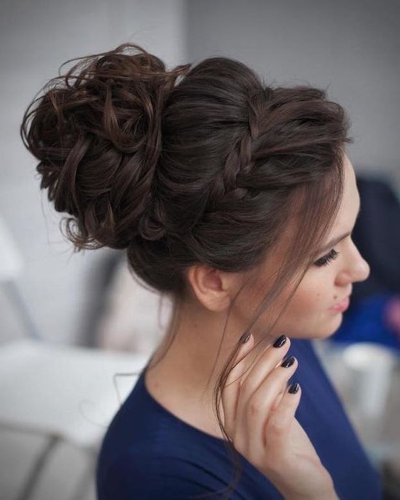25 Chic Braided Updos For Medium Length Hair – Hairstyles Weekly For Medium Length Updo Wedding Hairstyles (View 1 of 15)