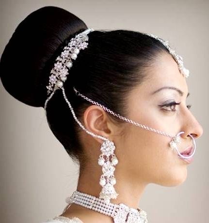 5 Stunning Indian Wedding Hairstyles For Medium Length Hair – My Throughout Simple Indian Bridal Hairstyles For Medium Length Hair (View 3 of 15)