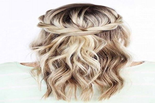 Astonishing Half Up Half Down Wedding Hairstyles For Short Length . (View 6 of 15)