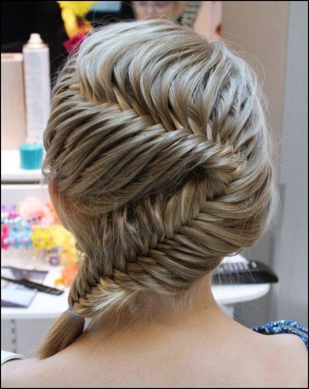 Beach Wedding Hairstyles Half Up Half Down – Hollywood Official With Half Up Half Down Straight Wedding Hairstyles (View 14 of 15)