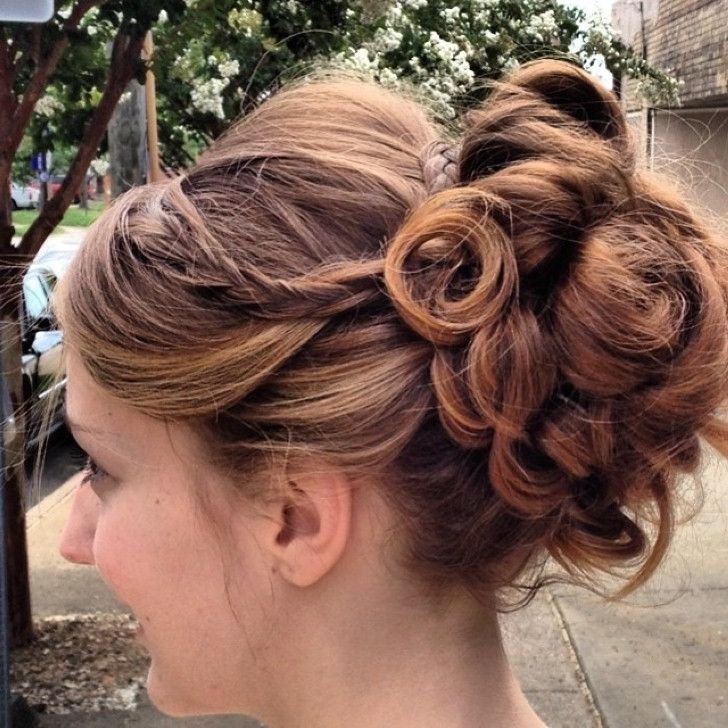 Curly Wedding Hairstyles Updo – Hollywood Official Inside Updos With Curls Wedding Hairstyles (View 13 of 15)