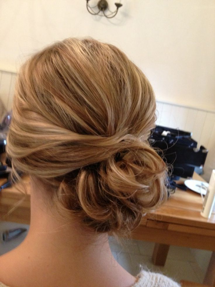 Graceful And Beautiful Low Side Bun Hairstyle Tutorials And Hair Regarding Side Bun Wedding Hairstyles (View 1 of 15)