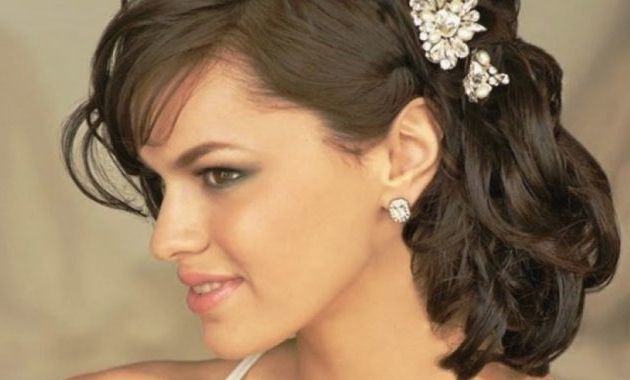 Hairstyles For Medium Length Hair To Take Straight To The Salon Intended For Medium Length Straight Hair Wedding Hairstyles (View 12 of 15)
