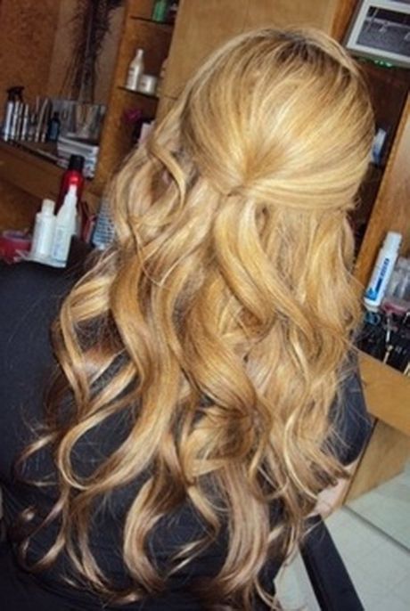 Half Up Half Down Wedding Hairstyles For Shoulder Length Hair – Top With Regard To Half Up Medium Length Wedding Hairstyles (View 13 of 15)