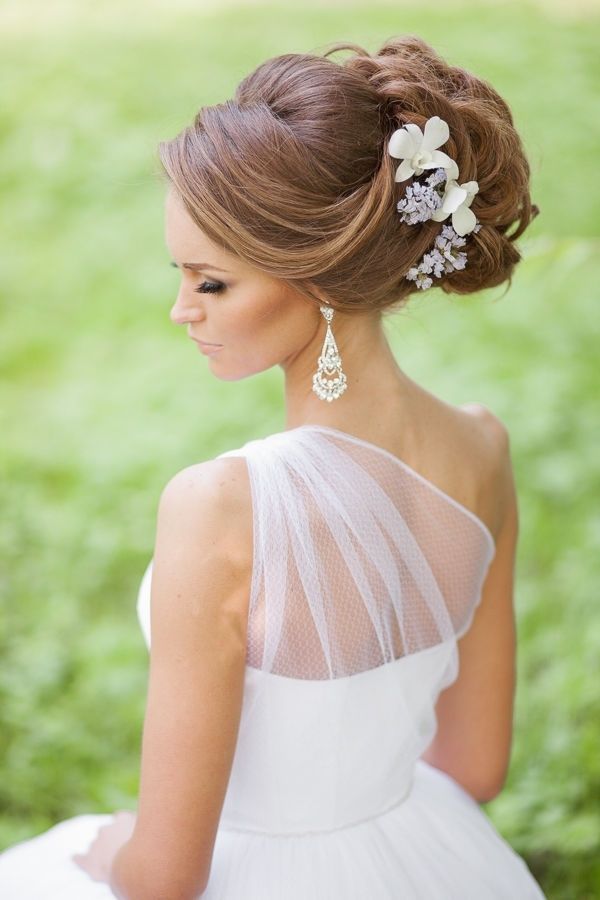 Wedding Hairstyle Updo With Flowers | Deer Pearl Flowers With Regard To Updos With Curls Wedding Hairstyles (View 8 of 15)