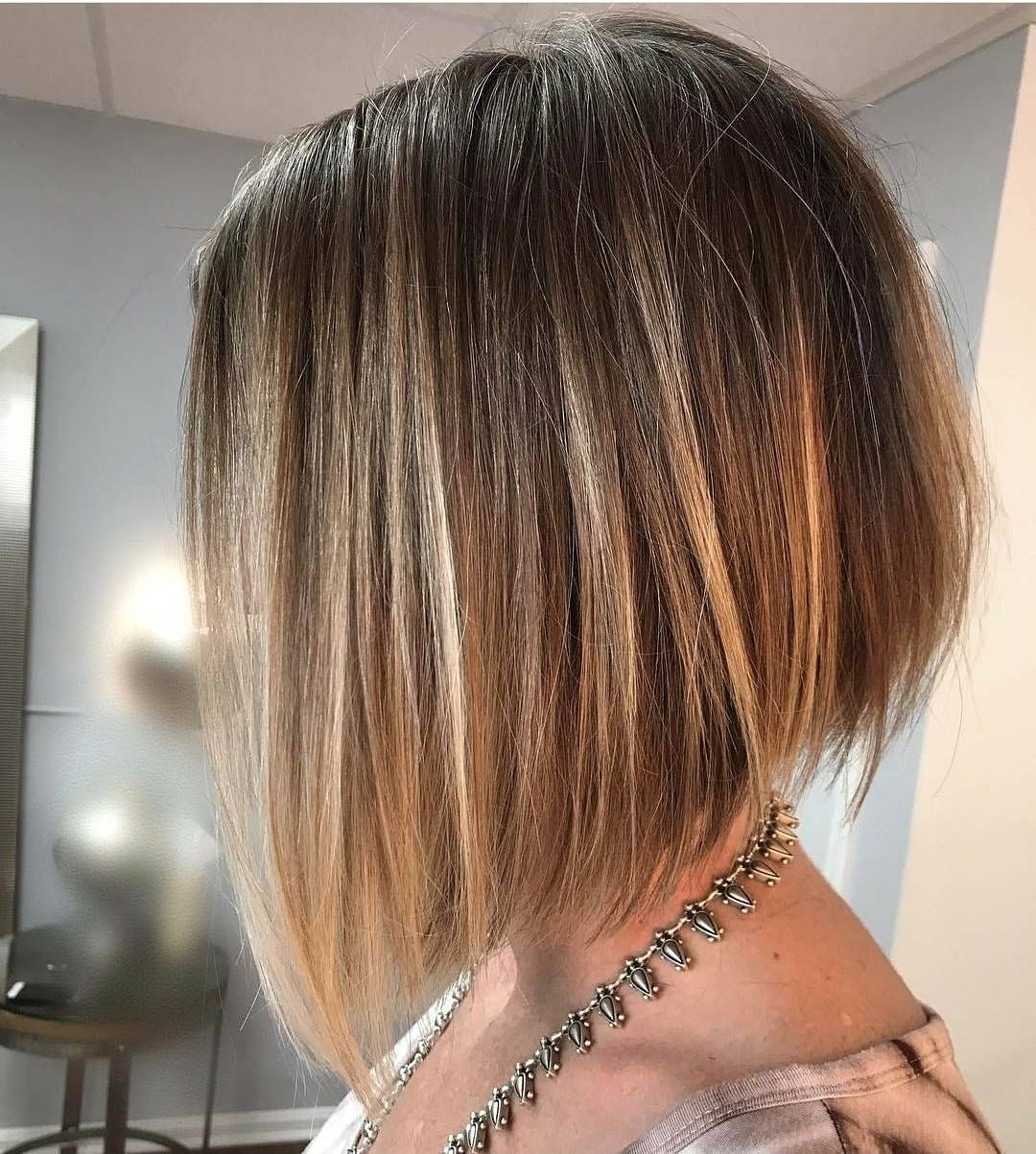 10 Flattering Short Straight Hairstyles, 2018 Latest Short Haircut Throughout Latest Pastel And Ash Pixie Haircuts With Fused Layers (Photo 1 of 15)