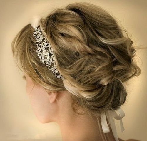 18 Pretty Updos For Short Hair: Clever Tricks With A Handful Of Inside Most Recent Braided Updo Hairstyle With Curls For Short Hair (Photo 15 of 15)