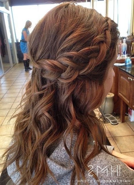 18 Shoulder Length Layered Hairstyles Popular Haircuts How To Style Regarding Most Recent Braided Layered Hairstyles (Photo 12 of 15)