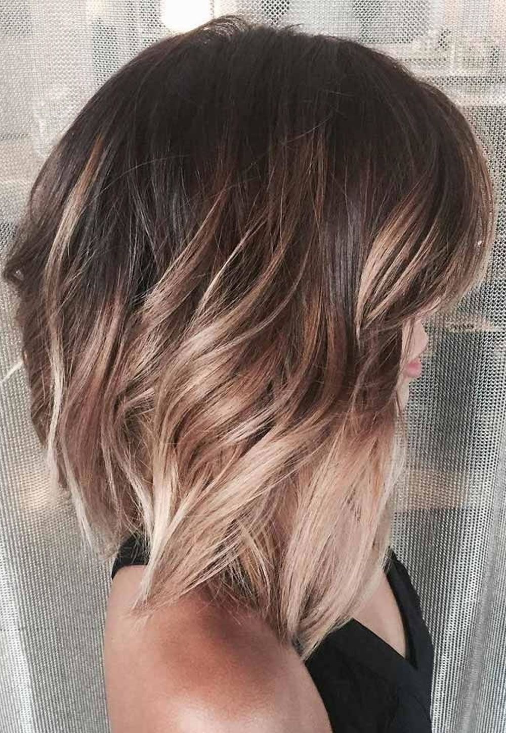 30 Lovely Short Haircuts Fall 2018 ~ Louis Palace Throughout Best And Newest Shaggy Pixie Haircuts With Balayage Highlights (Photo 3 of 15)