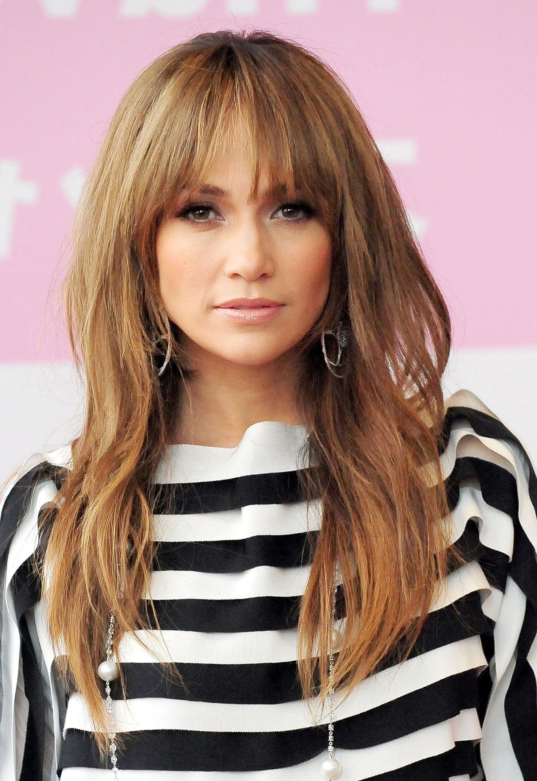 35 Long Hairstyles With Bangs – Best Celebrity Long Hair With Bangs Regarding Most Up To Date Cropped Tousled Waves And Side Bangs (Photo 4 of 15)