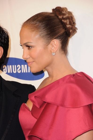 Jennifer Lopez Braided Bun – Updos Lookbook – Stylebistro Intended For Latest Jennifer Lopez Braided Hairstyles (Photo 6 of 15)