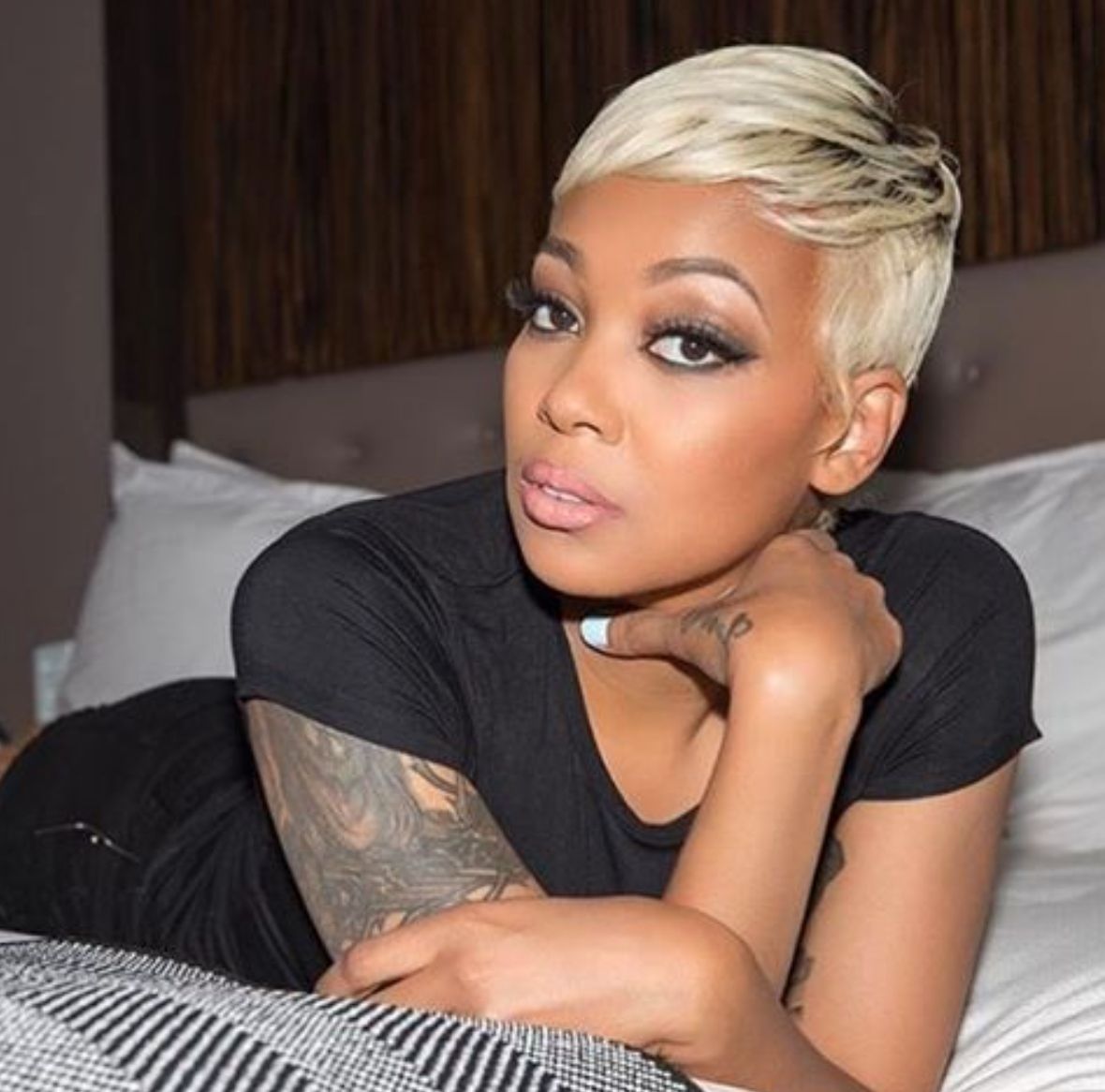 Monicabrown Kills This Blonde Pixie! – Https://blackhairinformation Regarding Best And Newest Long Honey Blonde And Black Pixie Haircuts (Photo 1 of 15)
