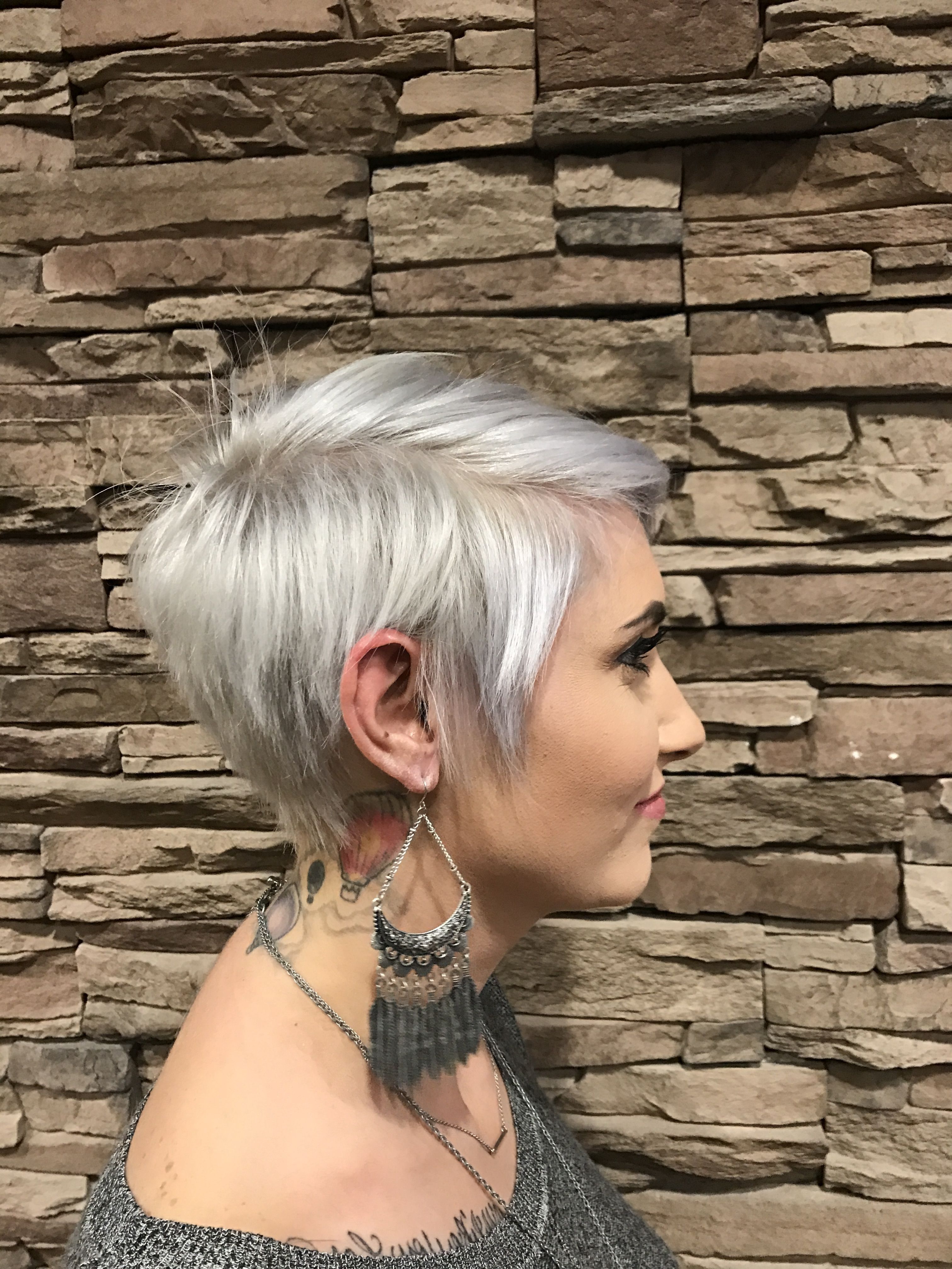 Pixie Cut Pixie Hair Cut White Pixiecut White Hair Platinum Pixie With Regard To Best And Newest Silver And Brown Pixie Haircuts (View 12 of 15)