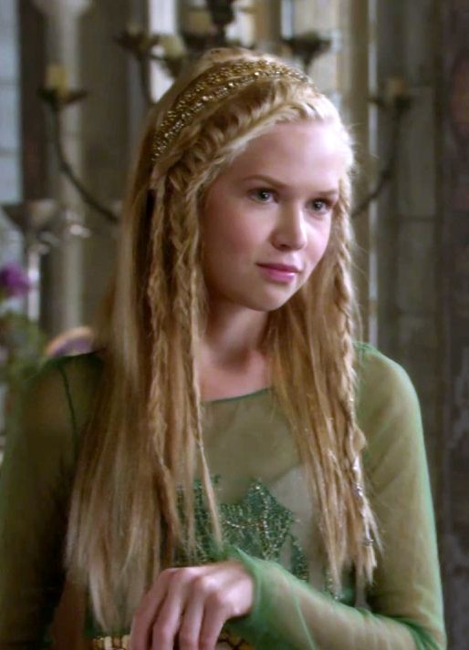 Reign – Aylee | Reign // Gowns // Hair | Pinterest | Reign And Movie With Most Recent Reign Braided Hairstyles (View 3 of 15)