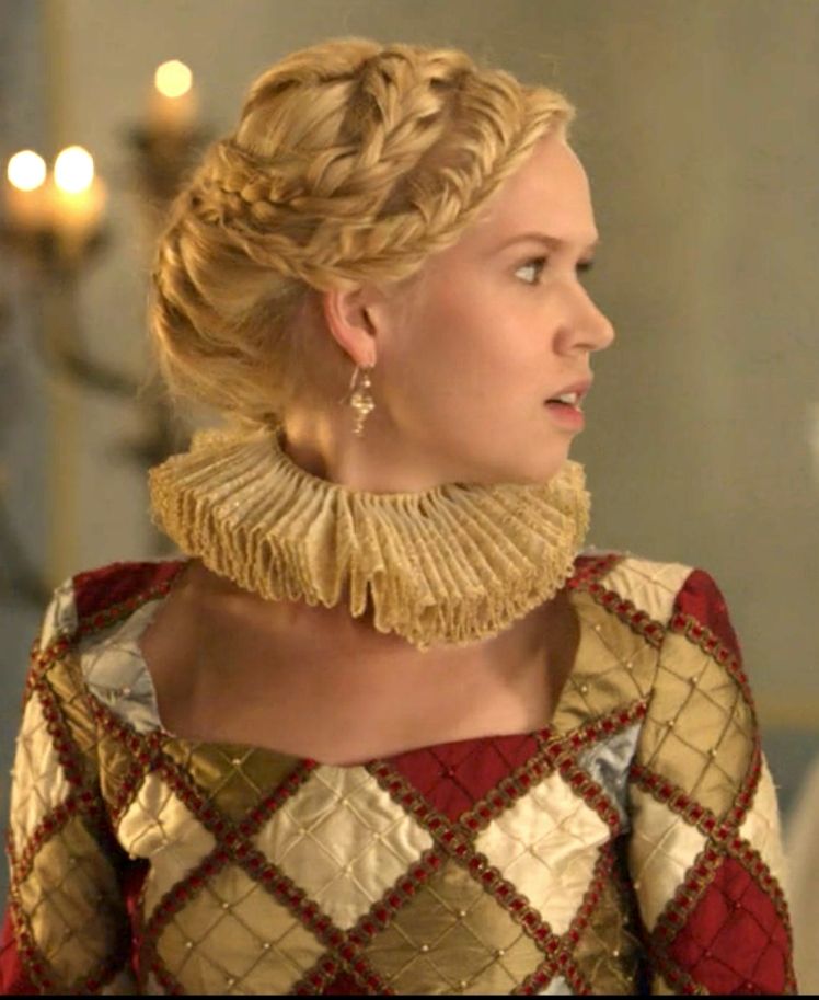 Rhymes With Nerdy – Reign – S01E04 – Hearts And Minds Regarding Most Current Reign Braided Hairstyles (View 10 of 15)