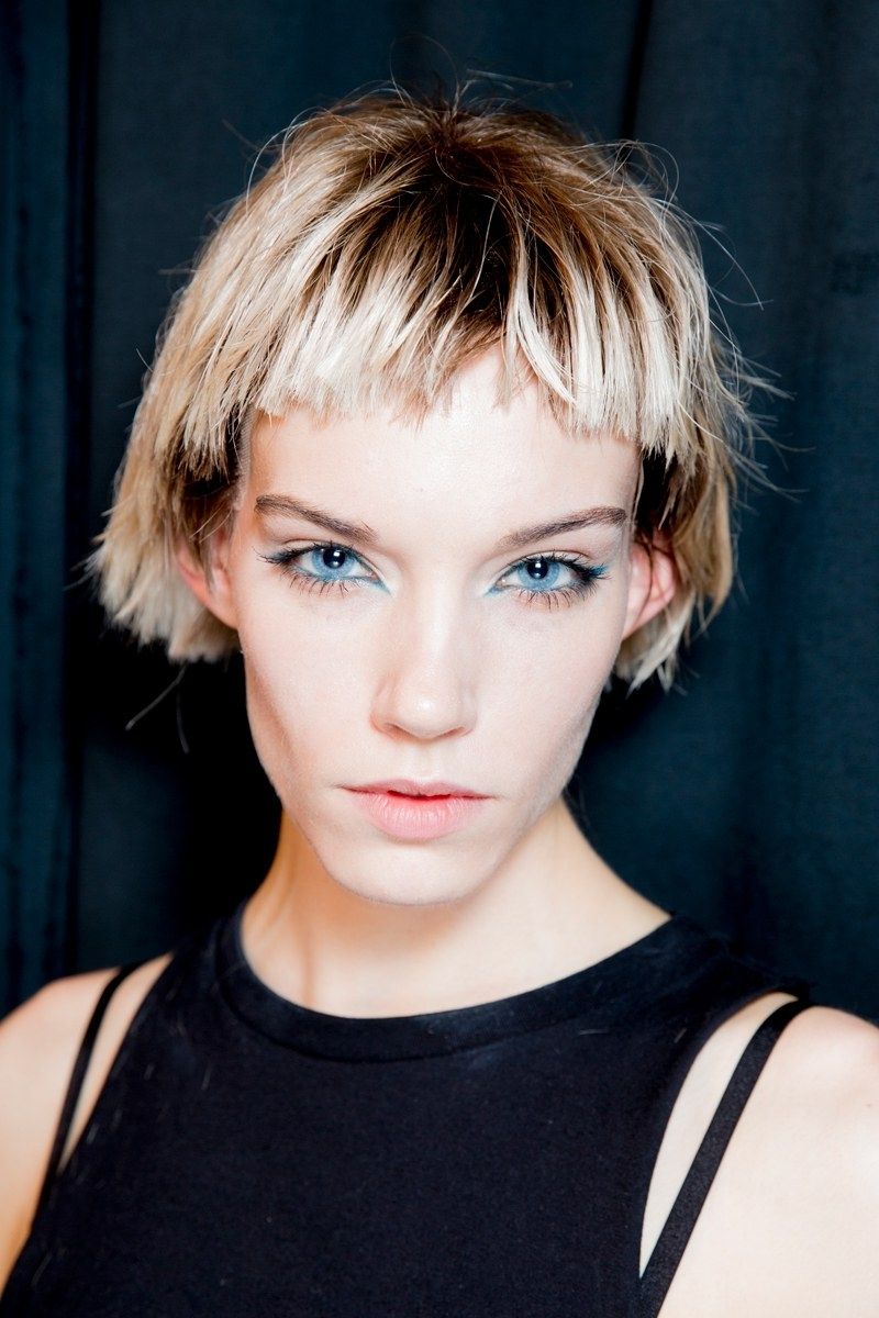 The Beauty Report: Surfer Punk Bowl Cuts And Graphic Teal Eyes At Inside Most Current Choppy Bowl Cut Pixie Haircuts (Photo 9 of 15)