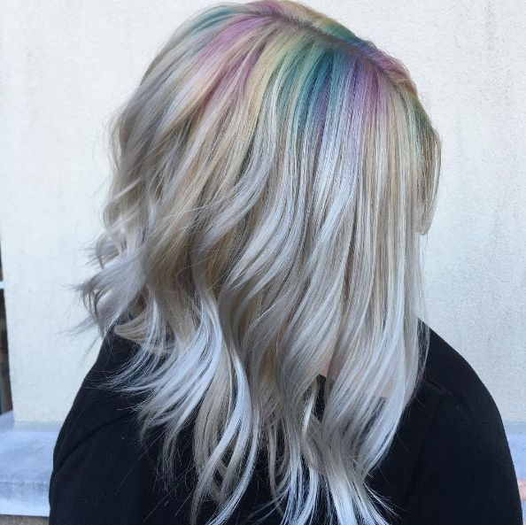 20 Visible Roots Hair Color Ideas That Will Convince You To Skip Regarding Grayscale Ombre Blonde Hairstyles (View 20 of 25)