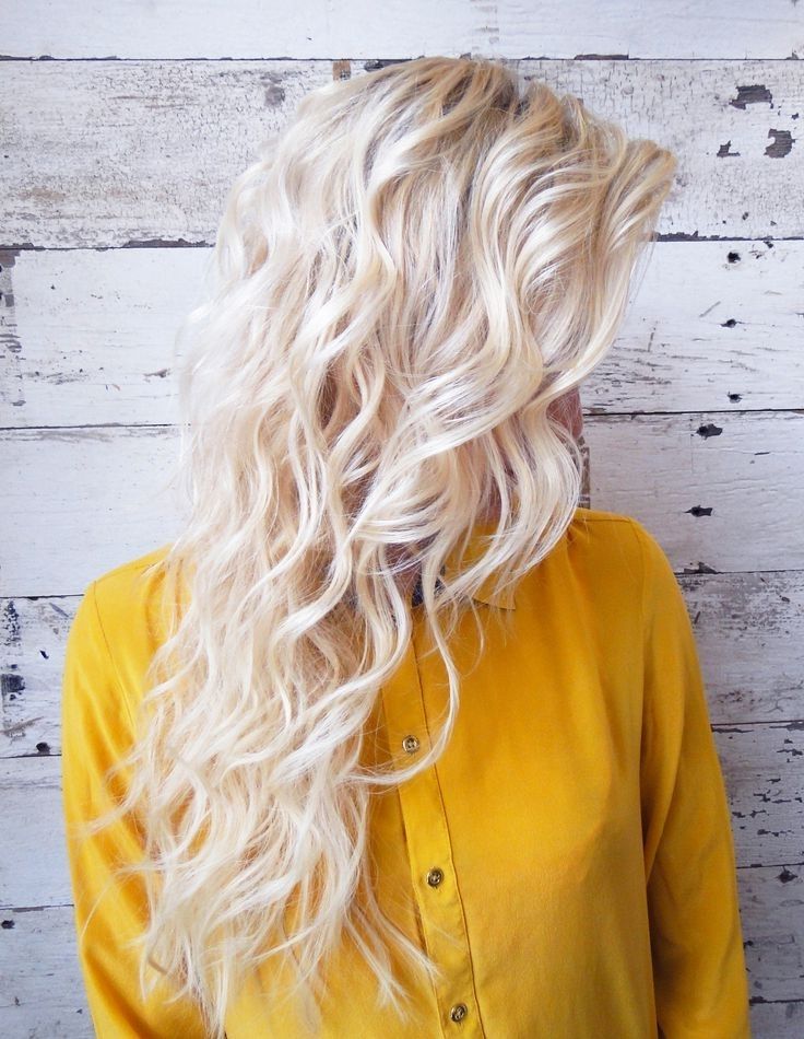 30 Platinum Blonde Hair Color Shades And Styles Pertaining To Soft Waves Blonde Hairstyles With Platinum Tips (View 23 of 25)
