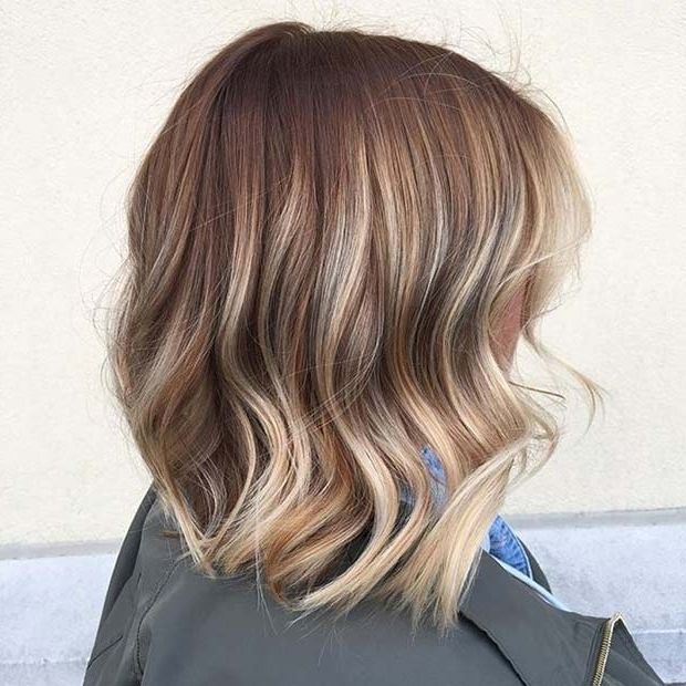 31 Lob Haircut Ideas For Trendy Women | Stayglam Throughout Caramel Blonde Lob With Bangs (View 6 of 25)
