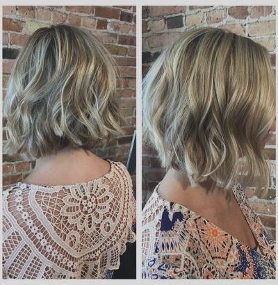 45 Beach Blonde Hairstyles You Can Try All Year Round Within Honey Hued Beach Waves Blonde Hairstyles (Photo 23 of 25)