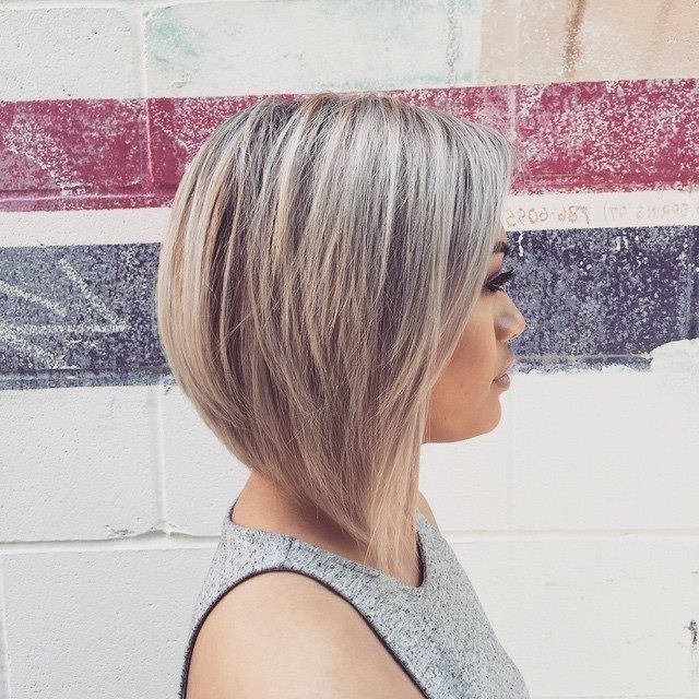 50 Best Inverted Bob Hairstyles 2018 – Inverted Bob Haircuts Ideas Pertaining To Super Straight Ash Blonde Bob Hairstyles (View 22 of 25)
