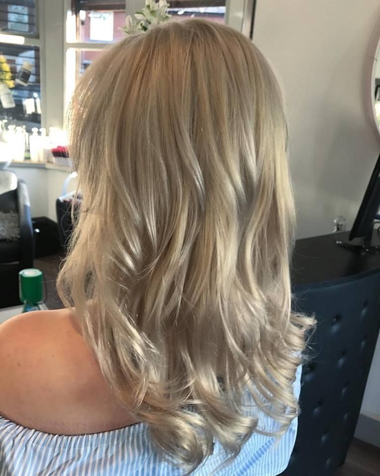 65+ Elegant Ash Blonde Hair Hues You Can't Wait To Try Out Pertaining To Light Ash Locks Blonde Hairstyles (View 9 of 25)