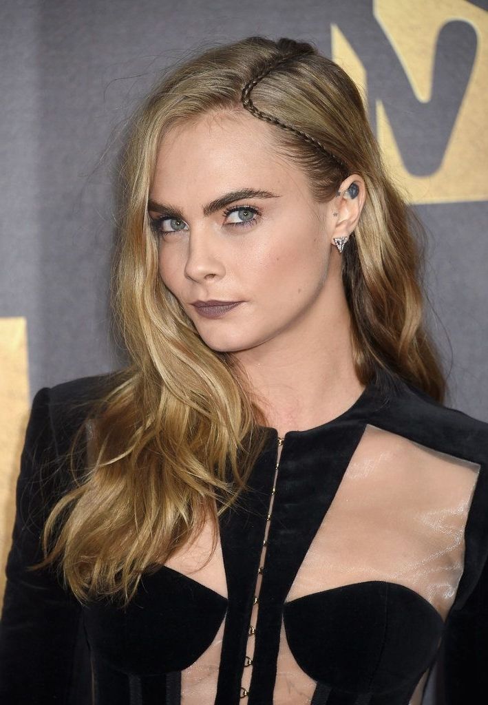 Blink And You'll Miss Cara Delevingne's Sneaky, Edgy Braid For Hidden Braid Hairstyles (View 5 of 25)
