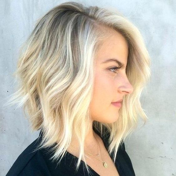 Lob Haircut For Fine Hair Angled Blonde Lob Hairstyle For Thin Hair Regarding Angled Wavy Lob Blonde Hairstyles (View 11 of 25)