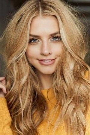 Medium Hairstyles To Make You Look Younger | Hair Styles | Pinterest Pertaining To Honey Blonde Hairstyles (Photo 1 of 25)