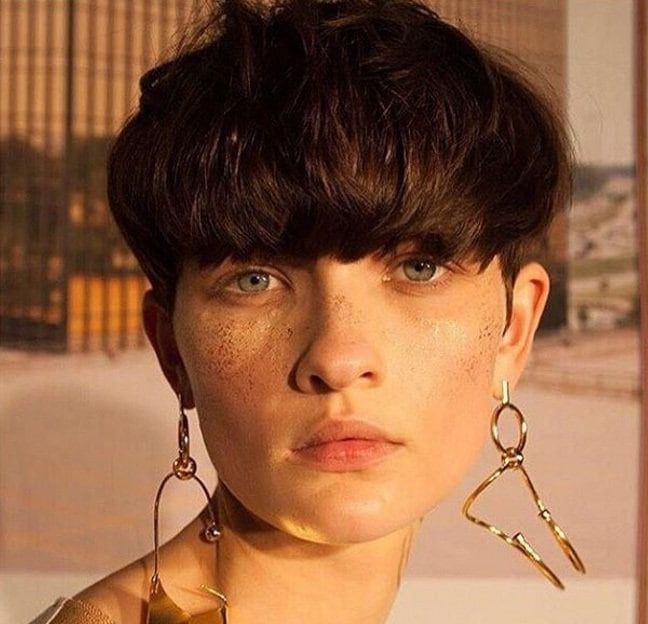Modern Mushroom Haircut: 15 Styles We Can't Get Enough Of! Pertaining To Recent Choppy Bowl Cut Pixie Hairstyles (View 16 of 25)