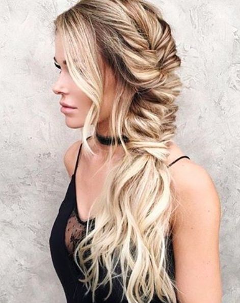 Pinterest // Roseclairdelune ? | Hair Style | Pinterest | Side Intended For Messy Volumized Fishtail Hairstyles (View 3 of 25)