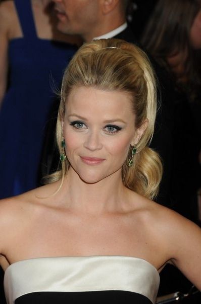 Retro Glam Hairstyles | Reese Witherspoon's Retro Glam Hairstyle Regarding Retro Glam Ponytail Hairstyles (View 2 of 25)