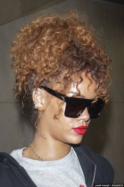 Rihanna Honey Blonde Virgin Drawstring Ponytail Hairstyle Clip Kinky With Curly Blonde Afro Puff Ponytail Hairstyles (View 10 of 25)