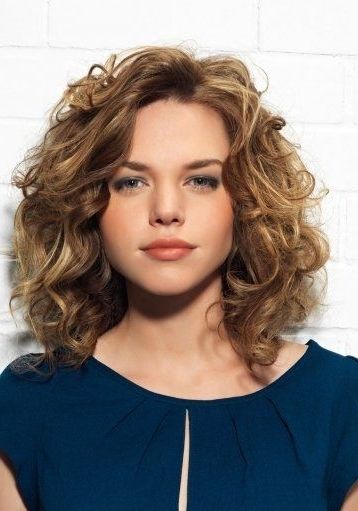 Shoulder Length Curly Hair With Layers – I'm Not Looking For Spiral Regarding Medium Blonde Bob With Spiral Curls (View 3 of 25)