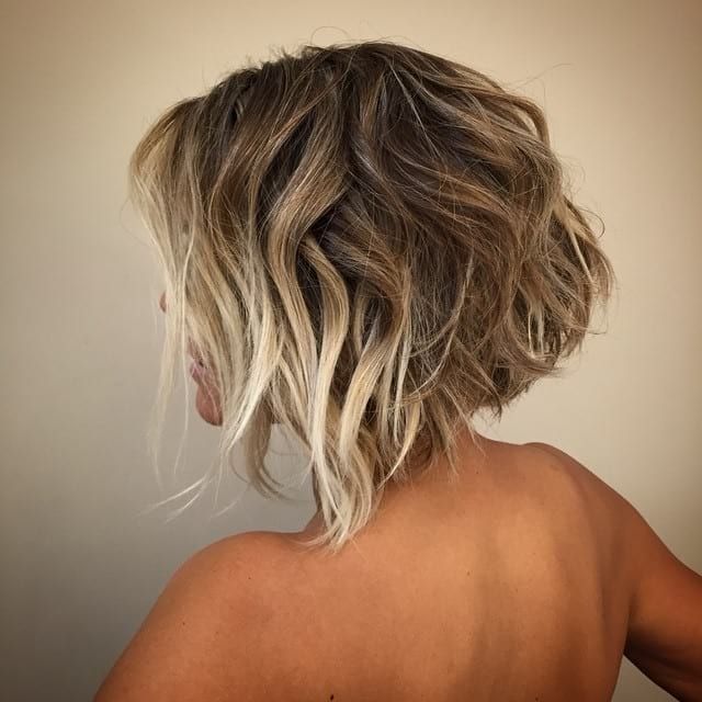 Women's Short Angled Bob With Blonde Balayage Color And Messy Pertaining To Gently Angled Waves Blonde Hairstyles (Photo 23 of 25)