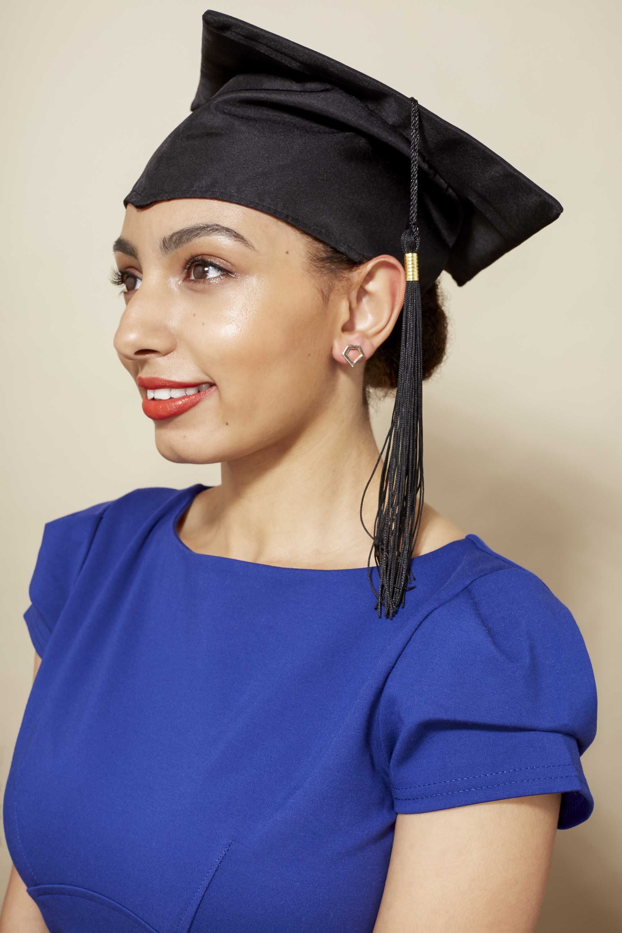 10 Graduation Hairstyles That'll Look Fabulous Under Your Cap Inside Short Hairstyles With Graduation Cap (Photo 23 of 25)