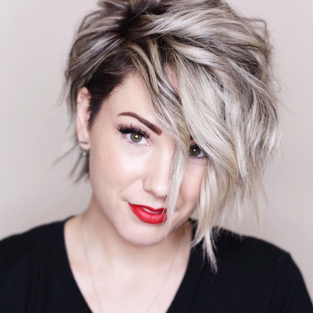 10 New Short Hairstyles For Thick Hair 2018, Women Haircut Ideas Throughout Chic Short Haircuts (Photo 4 of 25)
