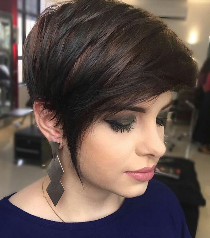 10 Short Hairstyles For Women Over 40 – Pixie Haircuts 2019 Inside Pixie Haircuts With Short Thick Hair (Photo 17 of 25)