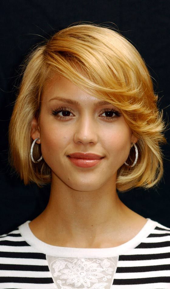 10 Stylish Bob Hairstyles For Oval Faces For Rounded Bob Hairstyles With Side Bangs (Photo 21 of 25)