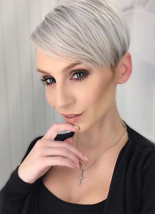 100 Short Hairstyles For Women: Pixie, Bob, Undercut Hair | Fashionisers For Silver Side Parted Pixie Bob Haircuts (Photo 20 of 25)