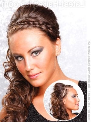 14 Cutest Side Ponytail Ideas For 2018 That You Need To See! Regarding Twisted Front Curly Side Ponytail Hairstyles (View 5 of 25)