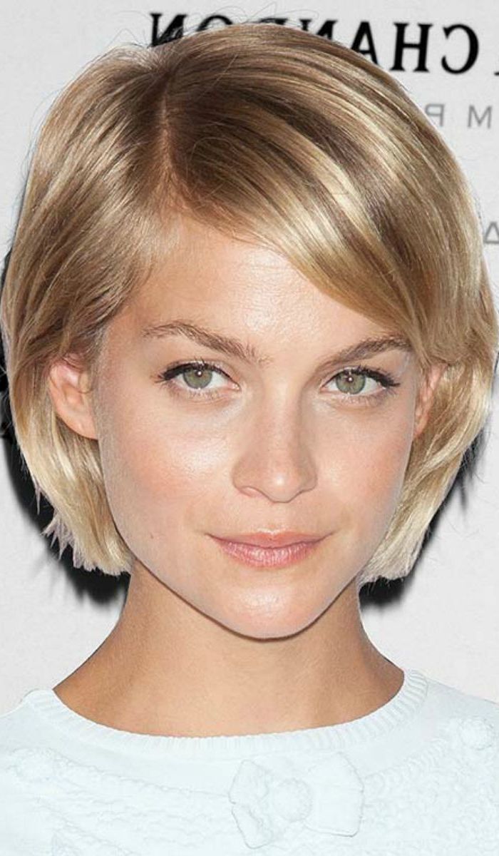 15 Gorgeous Short Straight Hairstyles – That Will Inspire You Within Medium Short Straight Hairstyles (Photo 4 of 25)