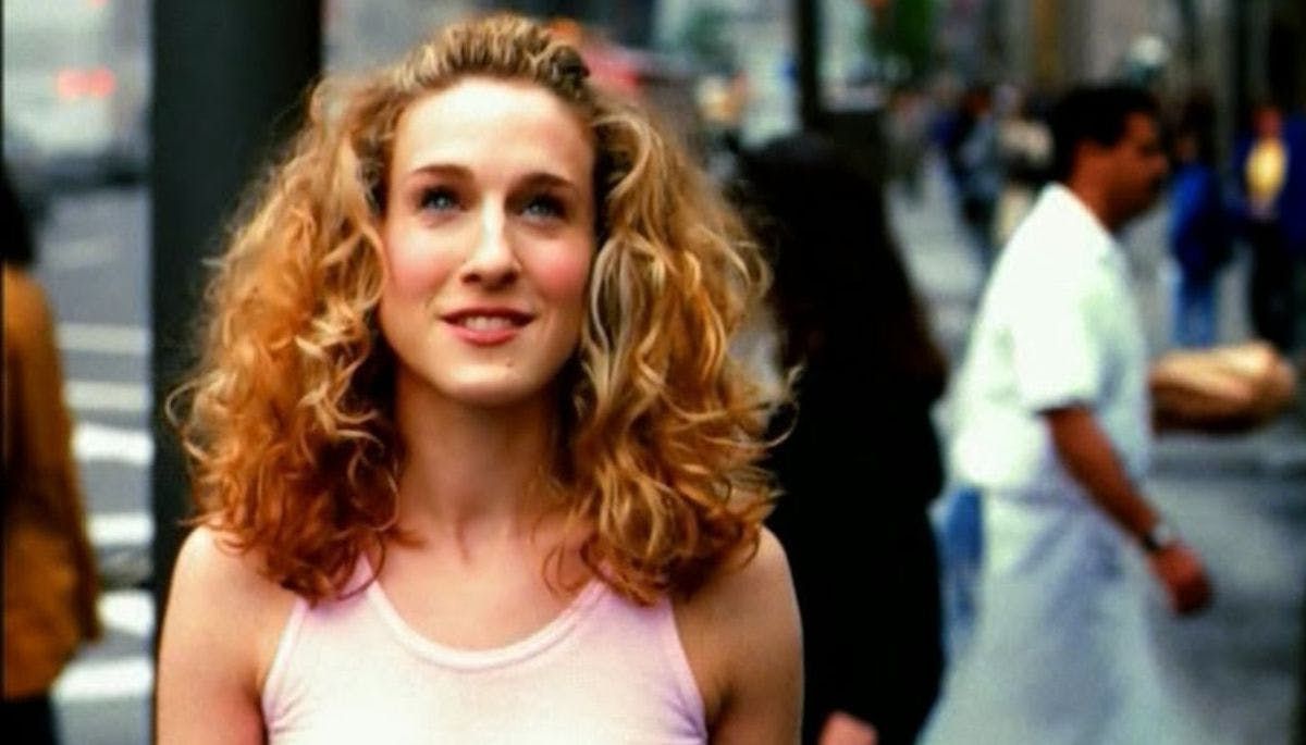 15 Reasons Why We Still Love Carrie Bradshaw | Thetalko With Carrie Bradshaw Short Haircuts (View 8 of 25)