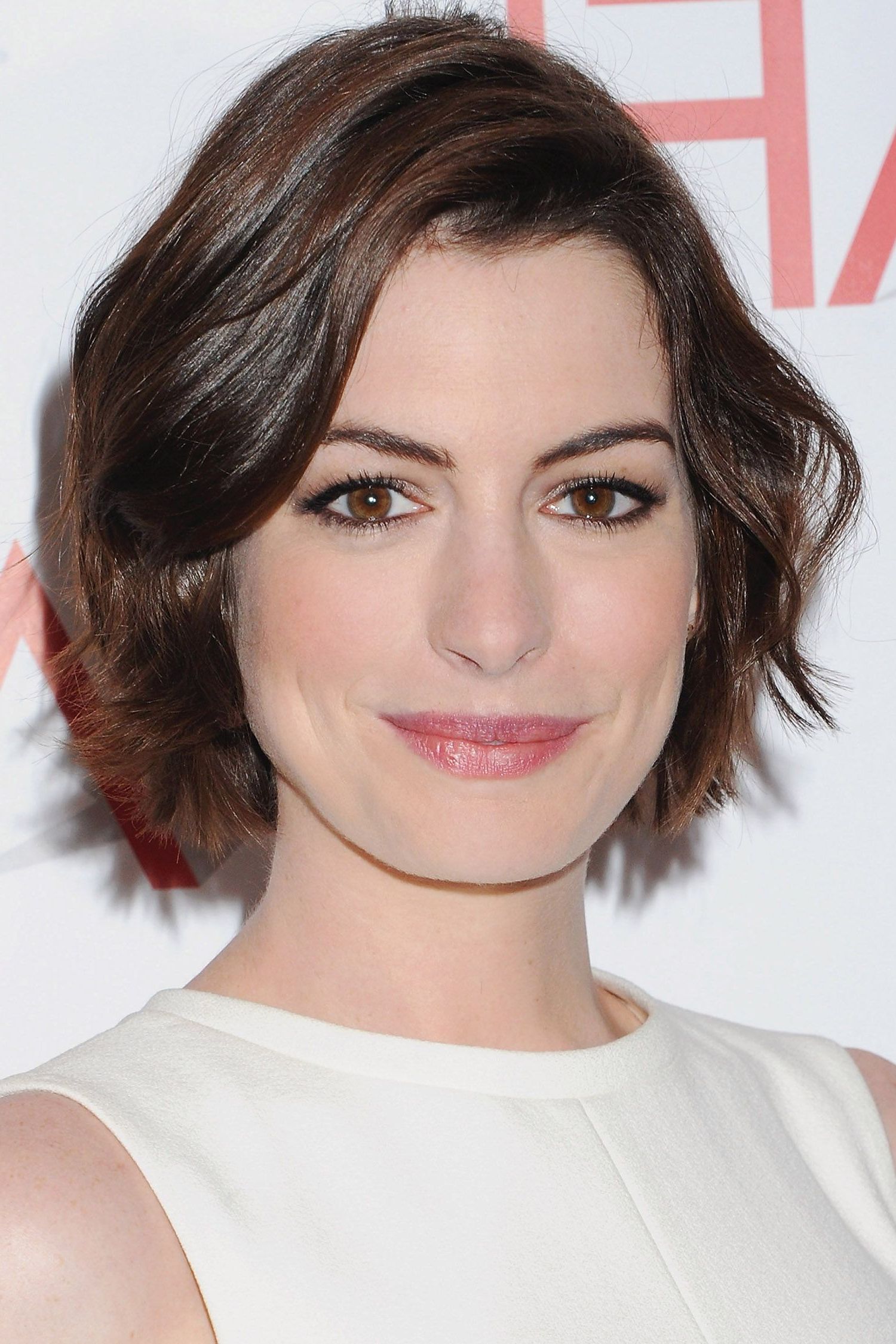 17 Short Haircuts For Hot Weather | Hair, Beauty &products Pertaining To Anne Hathaway Short Hairstyles (Photo 4 of 25)