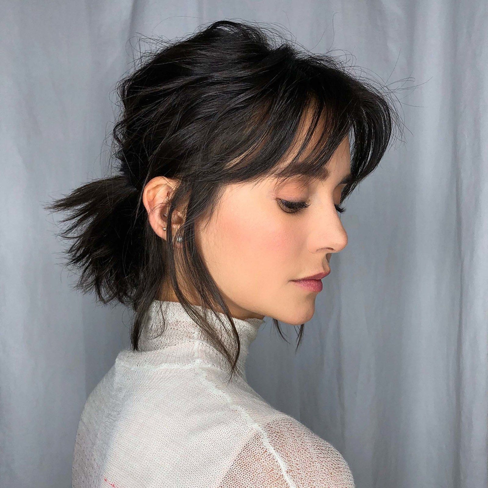 20 Short Hairstyle Ideas From The 2018 Red Carpets – Allure For Short Hairstyles With Bangs (View 8 of 25)