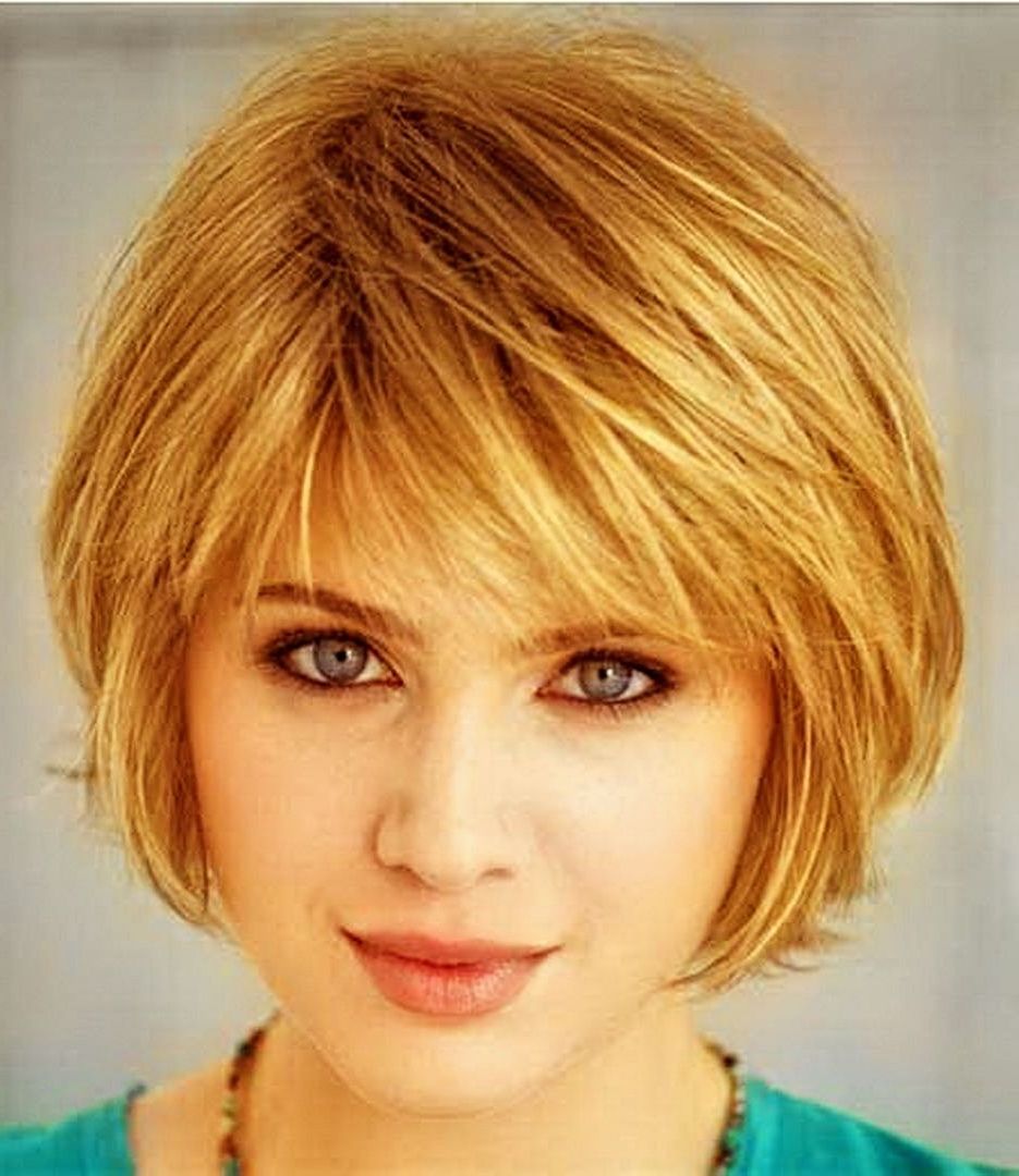 Featured Photo of 25 Photos Short Hairstyles for Women Over 50 with Straight Hair