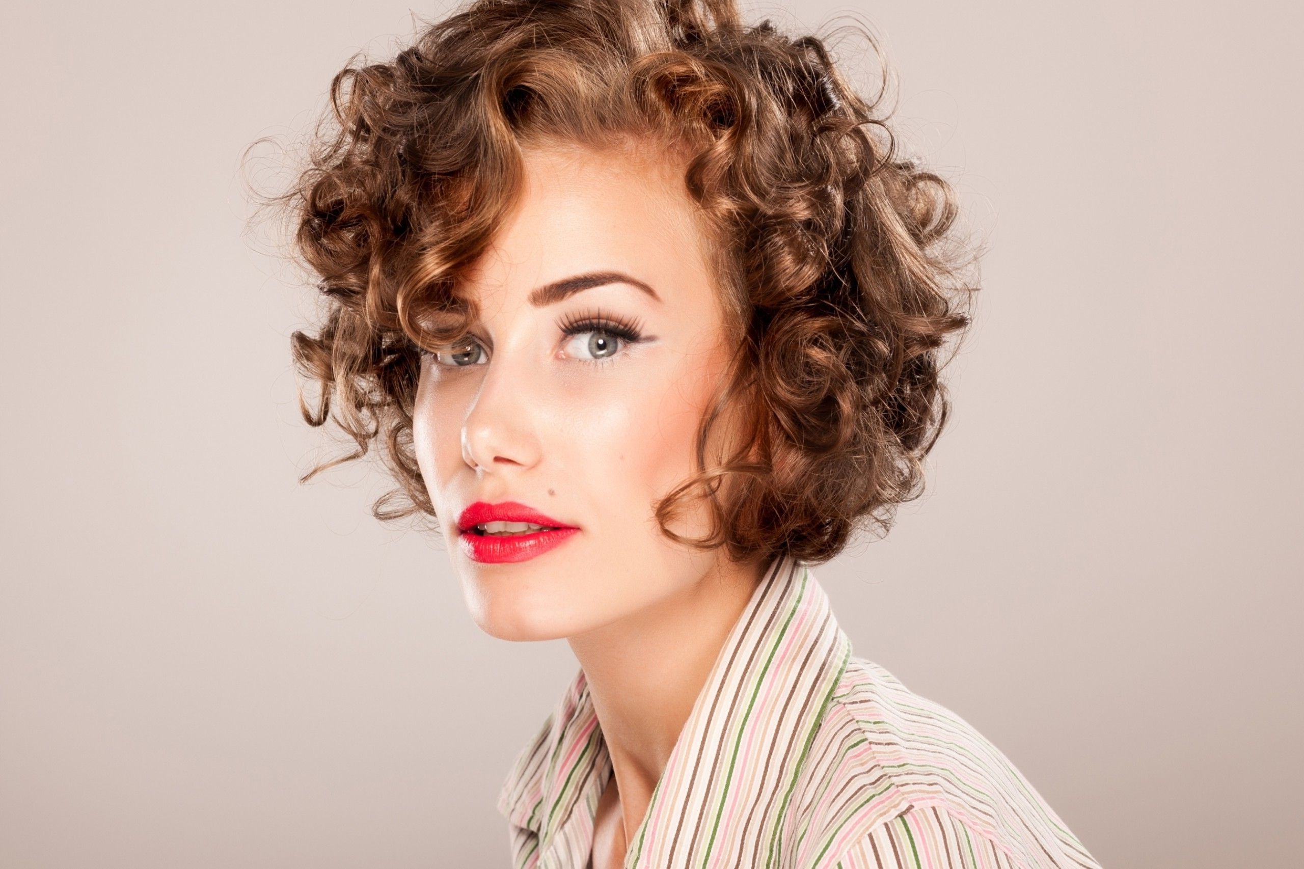 2018 Curly Short Haircuts – Short And Cuts Hairstyles Regarding Short Curly Hairstyles For Fine Hair (View 8 of 25)